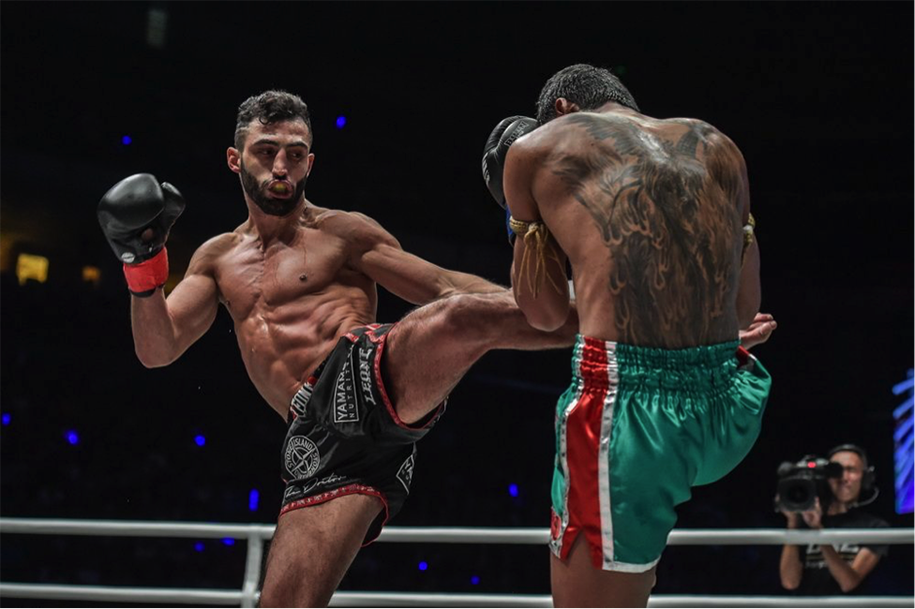 Tượng đài Muay Thái John Wayne Parr gia nhập ONE Championship